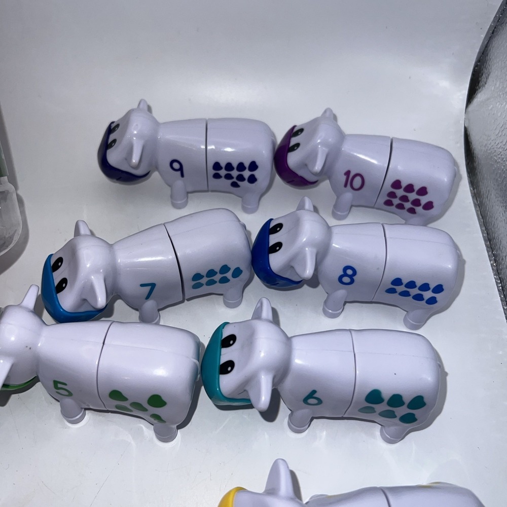 Learning Resources Learning Essentials Snap-n-Learn Counting Cows - Picture 7 of 9